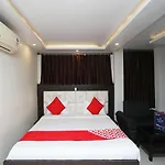 Oyo Rooms Tagore Park Em Bypass